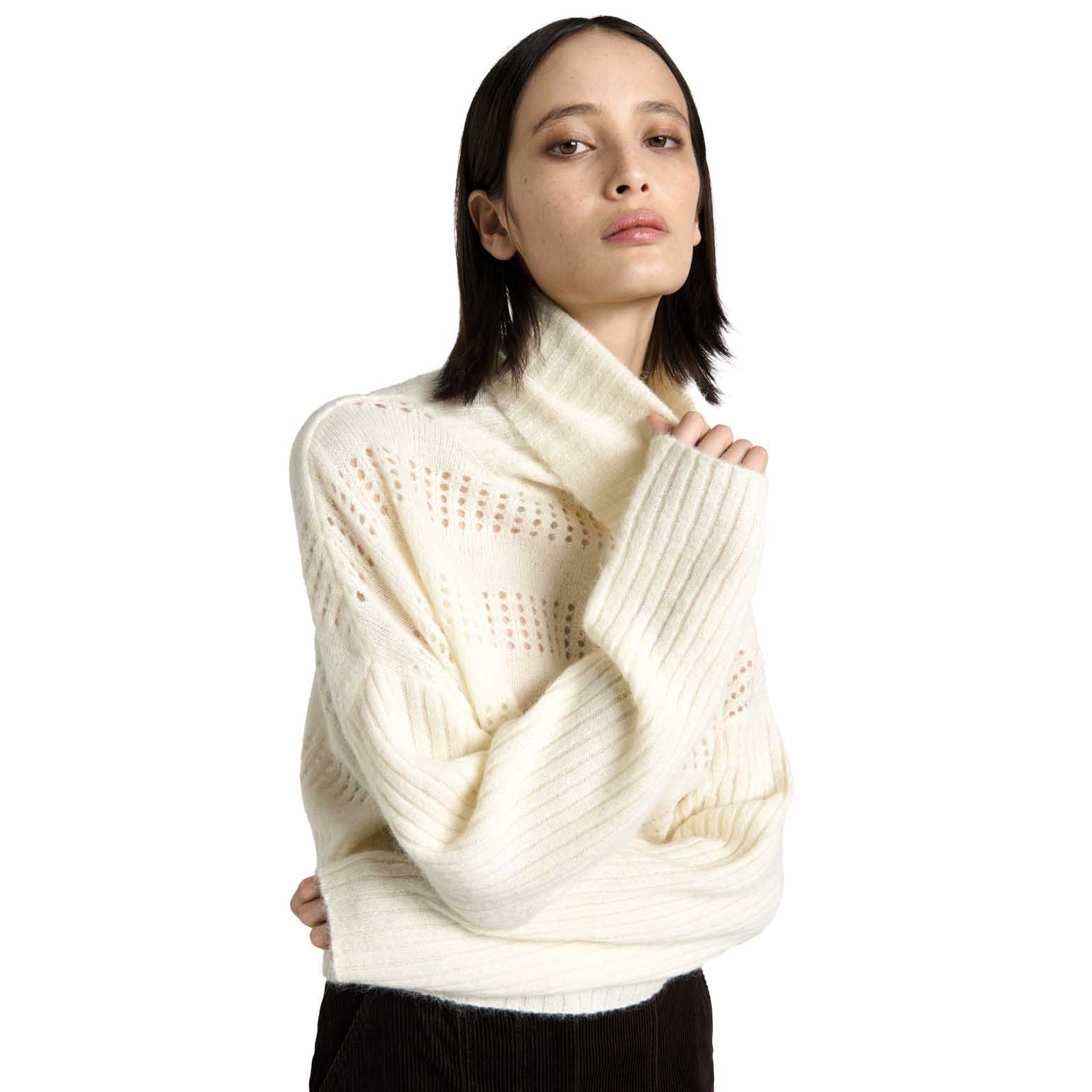 Cue Chunky Alpaca Blend Cropped Sweater